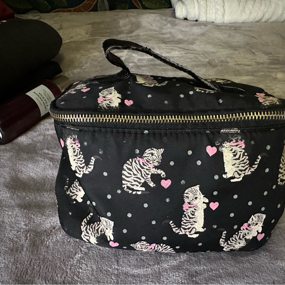 Cute Black Cosmetic Bag with Tiger Print